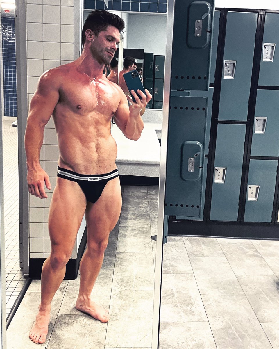 JTannerMorris's tweet photo. Want to have some fun in the showers bro? https://t.co/PQbOQs3x2n