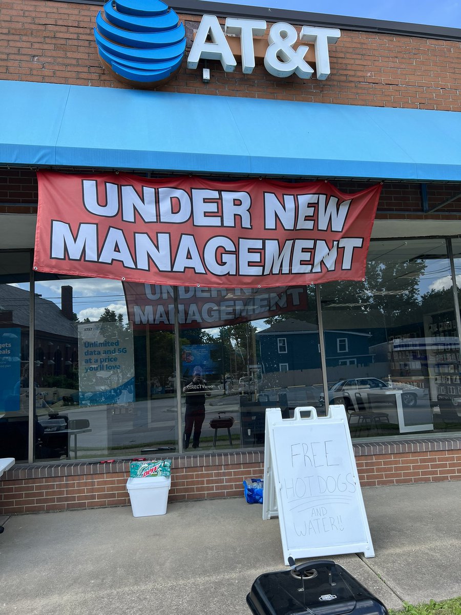 During this years annual Super Cruise in downtown Salem, OH stop buy free some free hotdogs and water!