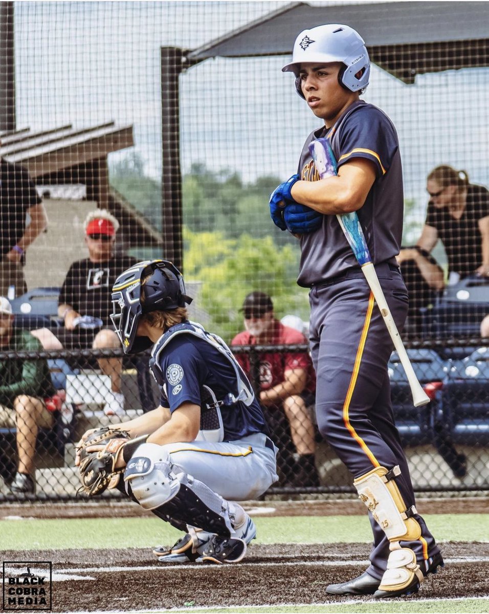 En el camino de la vida te tropezarás con muchas piedritas pero en ti está quitarlas del camino . Vamos que voy a ti 💯 te amo ♥️ <a href="/ArielAntigua/">Ariel Antigua</a> <a href="/antigua_ariel/">Ariel Antigua</a> #arielantigua2023