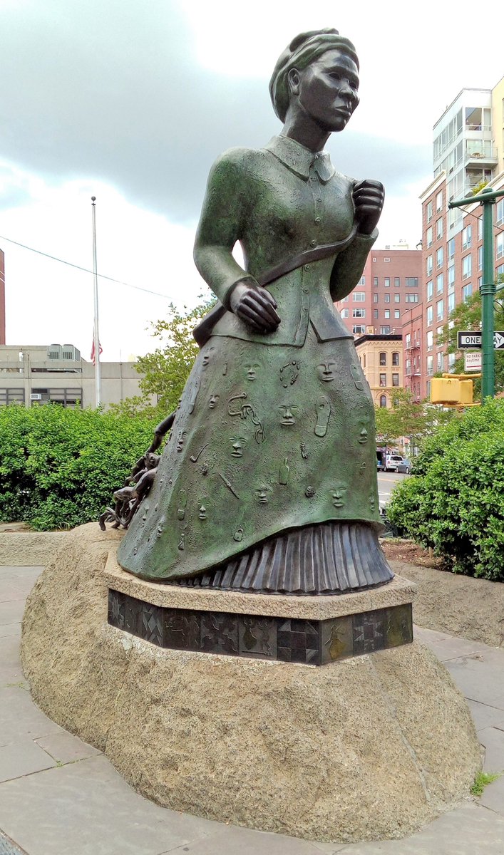 AndyBassNY's tweet photo. 50. New York City dedicated a Harriet Tubman Memorial in 2008. Alison Saar's 13-foot bronze sculpture, "Swing Low," stands on a landscaped traffic triangle bounded by Frederick Douglass Boulevard, St. Nicholas Avenue, and West 122nd Street in Harlem.
#Tubman200 #HarrietTubman https://t.co/XLqTgXgU8a