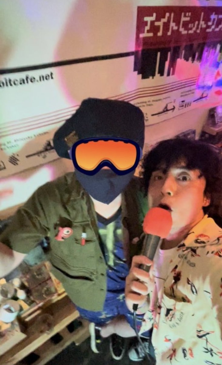 yallrocksick's tweet photo. うーん、8bit cafe 楽し過ぎる…
チェキ初めて撮った📸

#8bitcafe 16.5th
#ようなぴ
#BIDA #マル
#MCU #MC8bit
#RuiReiChannel 
#ルイレイチャンネル
#YMCK https://t.co/T0dDq8wlWG