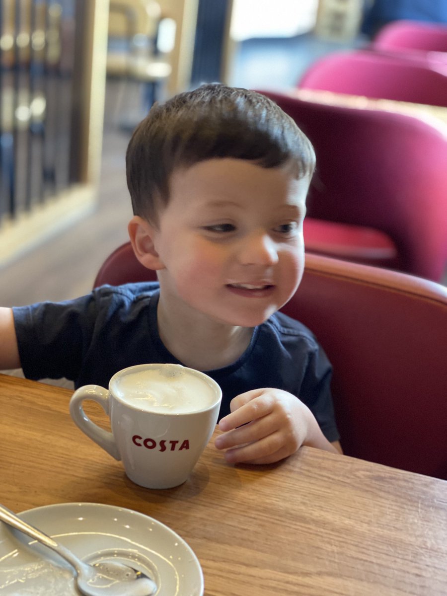 MarkTitley4's tweet photo. Haircut and Costa 😍 https://t.co/aA5vvmHEmz