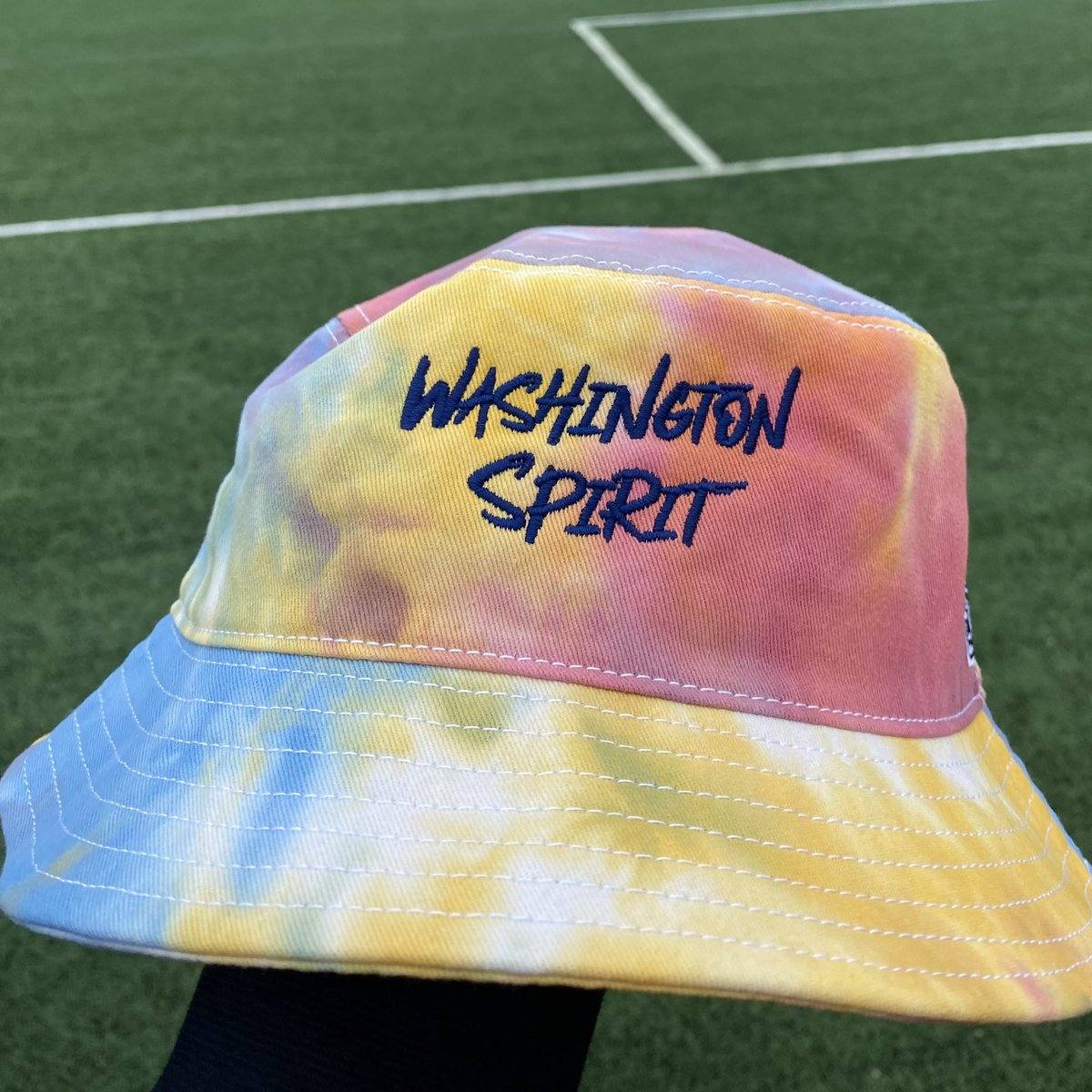 Retweet for a chance to win our 𝗣𝗥𝗜𝗗𝗘 bucket hat 🏳️‍🌈❤️