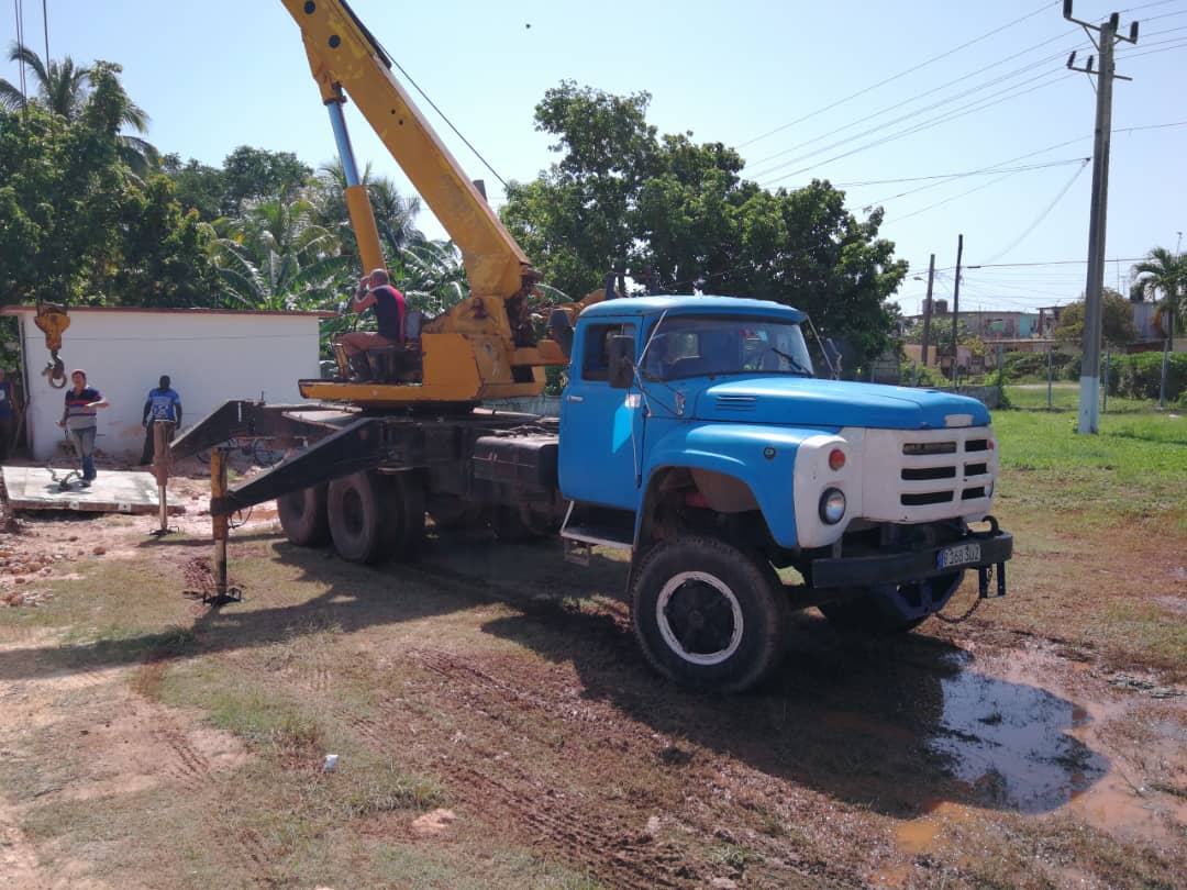 Edeyvis2's tweet photo. 55 Aniversario de la Empresa Agroindustrial Victoria de Girón se culmina obra en clínica Veterinaria en UEB Atención al Hombre #JagueyEnVictoria @SunyGarca1 @DiazCanelB @SuselyMorfaG @LuisAlbertRodr @PomaresCardena2 @ArsenioGonzlez4 @AmppGrande @gonzalez_meilys @IvnMartnezIzqu1 https://t.co/A0qWHEwszY