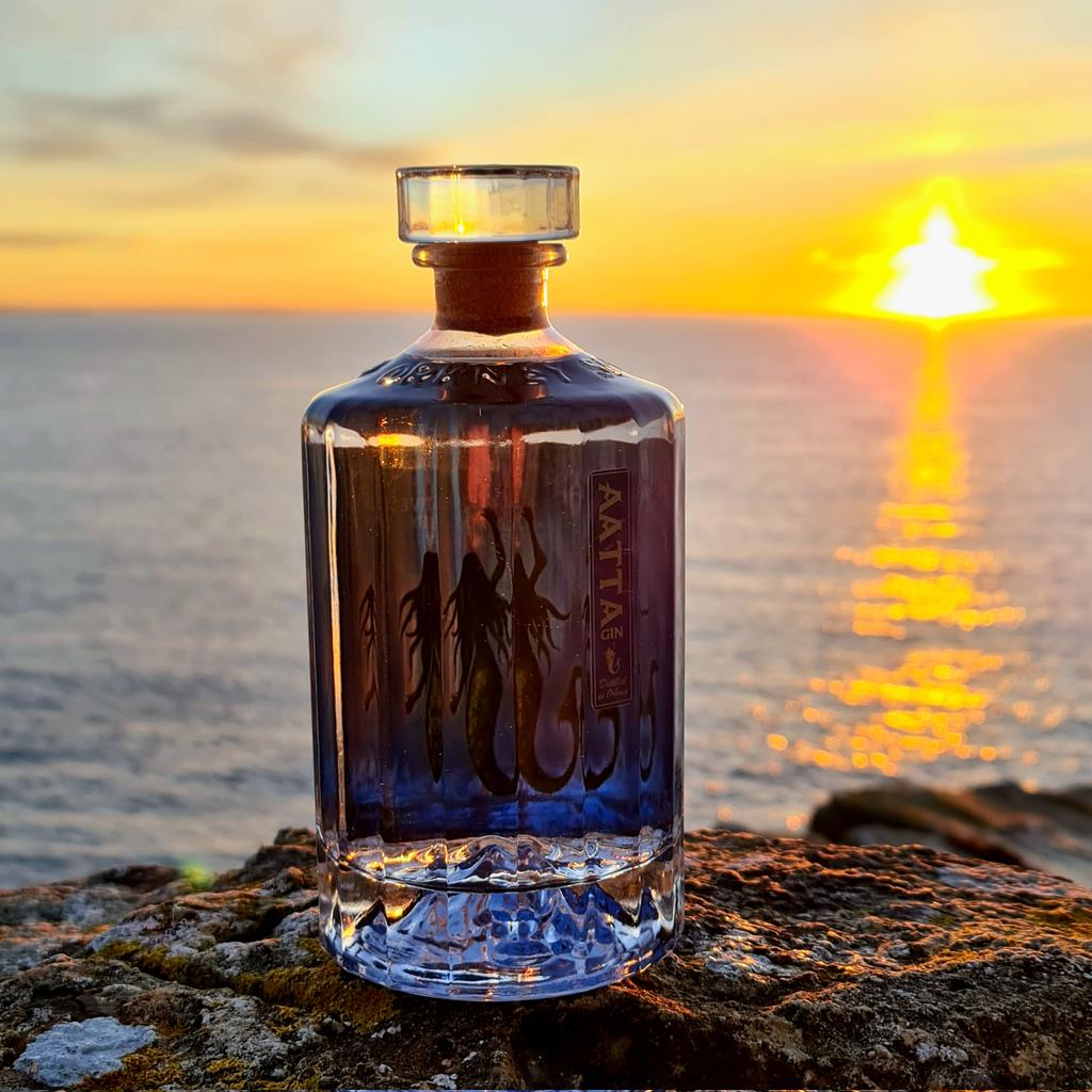 OrkneyGin's tweet photo. Happy World Gin Day🧜♀️
.
#worldginday #Gin #scottishgin #orkneygincompany #orkney #Islands #aatta https://t.co/4HEVFduza6