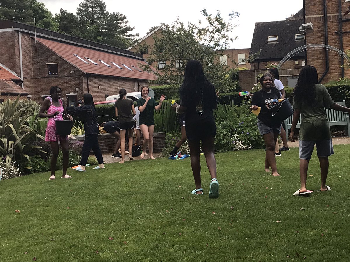StSwithunsLeRoy's tweet photo. The boarders are soaked through and we’re not quite sure who’s winning… #StSwithunsBoarding #StSwithunsFun https://t.co/mbXhgIADeq