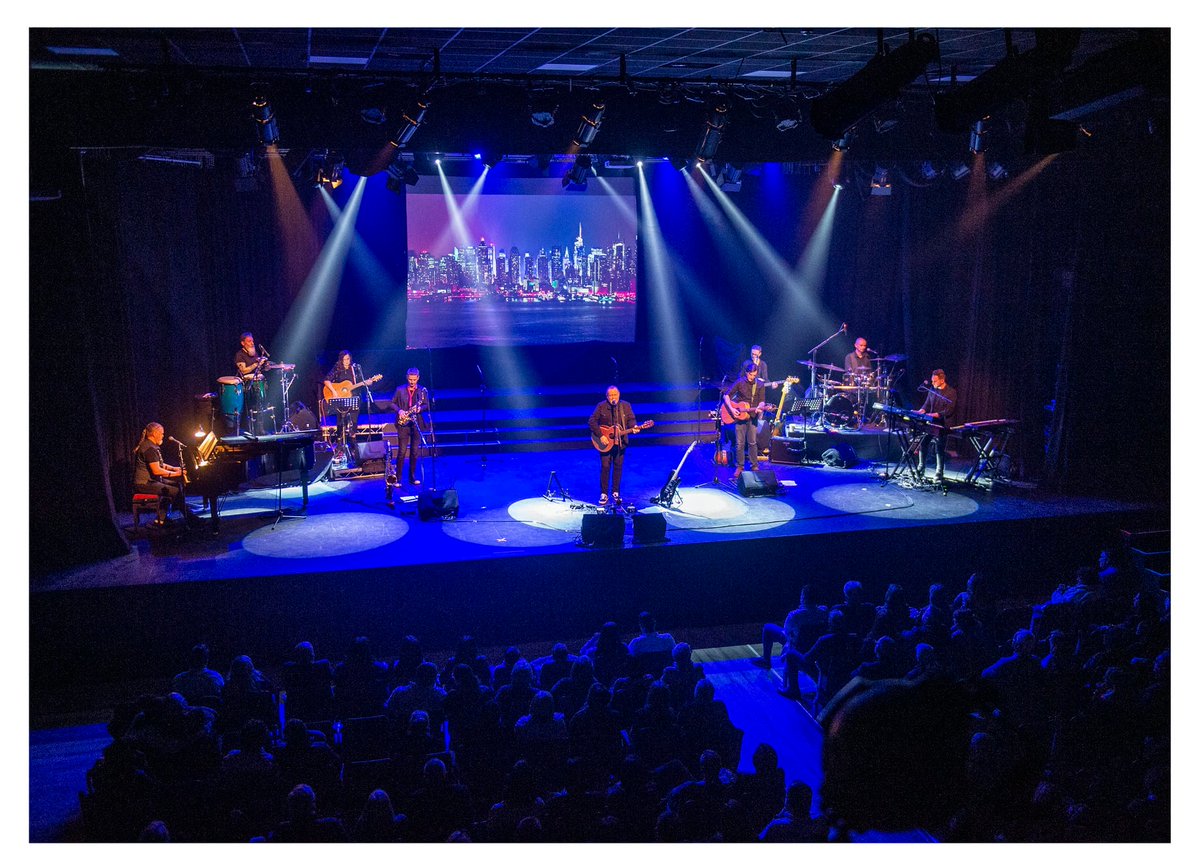 SuiteSoundPro's tweet image. Piano Man Live..