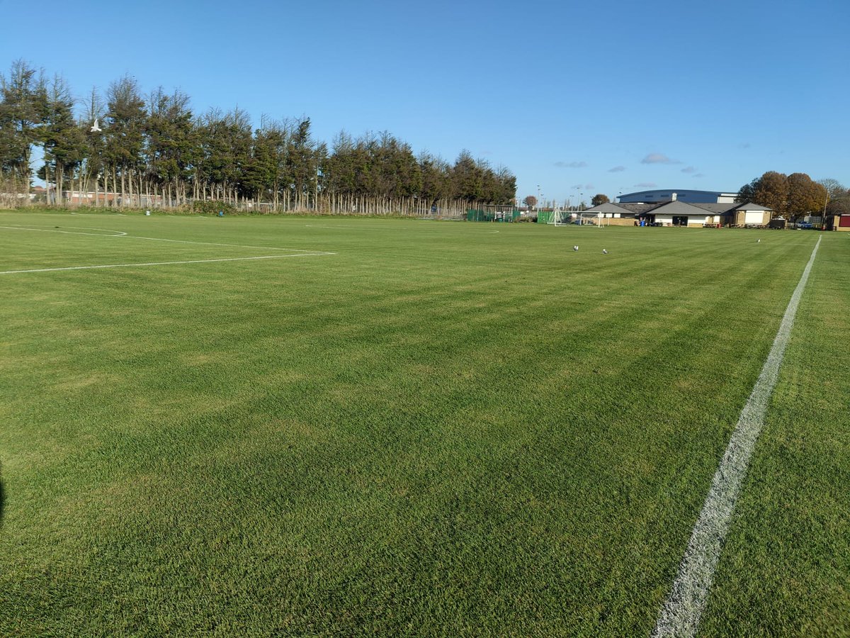 OldParksFC's tweet image. 🚨 Preparation for the 2022-23 season is underway 🚨

Old Parkonians FC play in Fairlop, Essex

🔴Pre-season starting in July - including training and trial matches
⚪️Good pitches and facilities - including bar!
⚽️New players welcome @purelyplayers @findmeaplayer @theplayerfinder