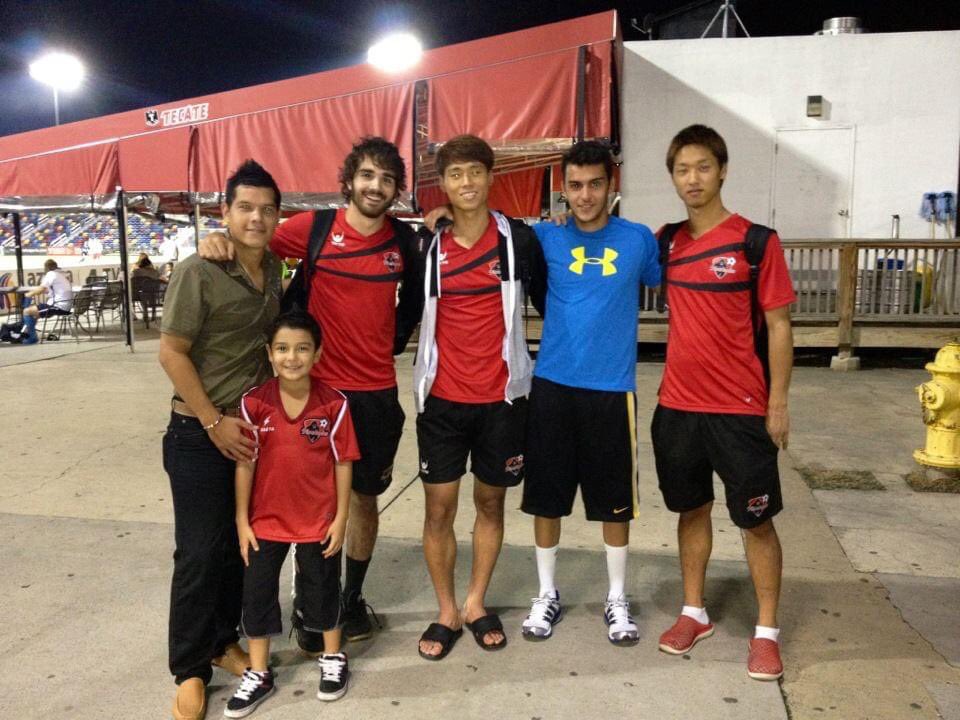 danzafut's tweet photo. 10 years ago in Atlanta! #AtlantaSilverbacks https://t.co/Q5gIIiDHt4