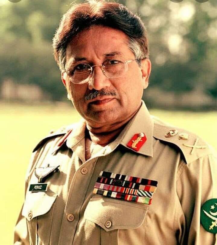 اللّٰہ پاک اپنی حفظ و امان میں رکھے اور جلد صحت یاب کرے آمین