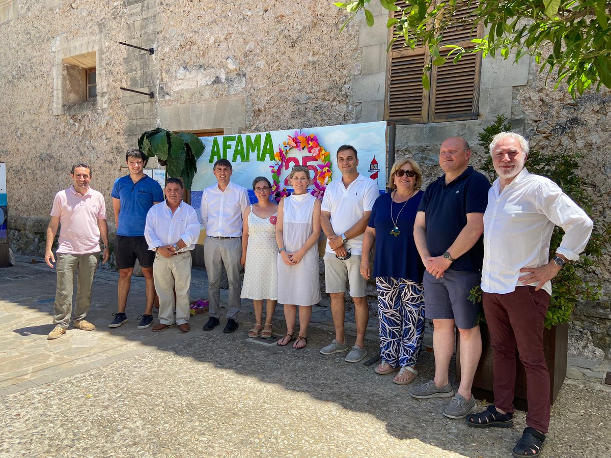 imasmallorca's tweet photo. 💫 Prevenció, acompanyament i dedicació. Enhorabona Associació #AFAMA per aquests 25 ANYS treballant per millorar la qualitat de vida de les persones amb #Alzheimer i les seves famílies des del centre de dia de #Pollença. https://t.co/ssV9j6hdcT