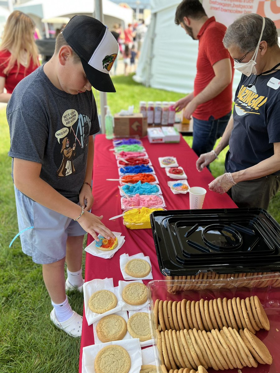 Come visit us at Aksarben Village today. Volunteering for Target during the Omaha Summer Arts Festival. <a href="/CarieBusboom/">Carie Busboom</a> <a href="/HoosierCrouch/">Dustin Crouch</a> <a href="/MichaelHT2010/">Michael Howard</a> <a href="/DrewGuenther/">Drew Guenther</a>