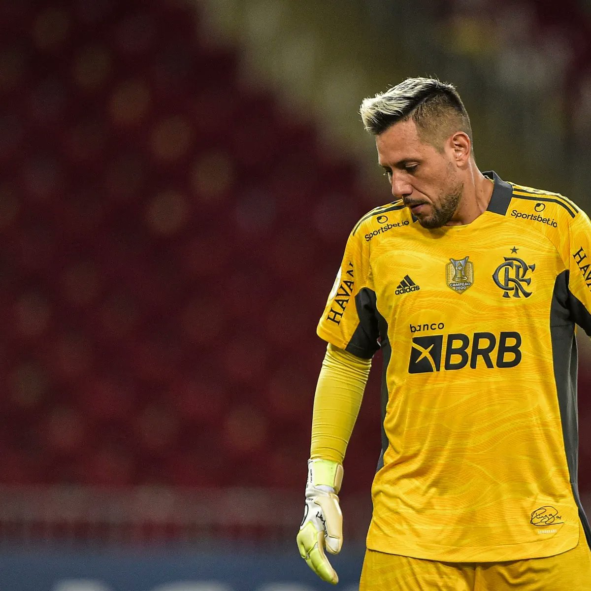 raflamello81's tweet image. Você apoia a volta de Diego Alves ao gol do Flamengo?