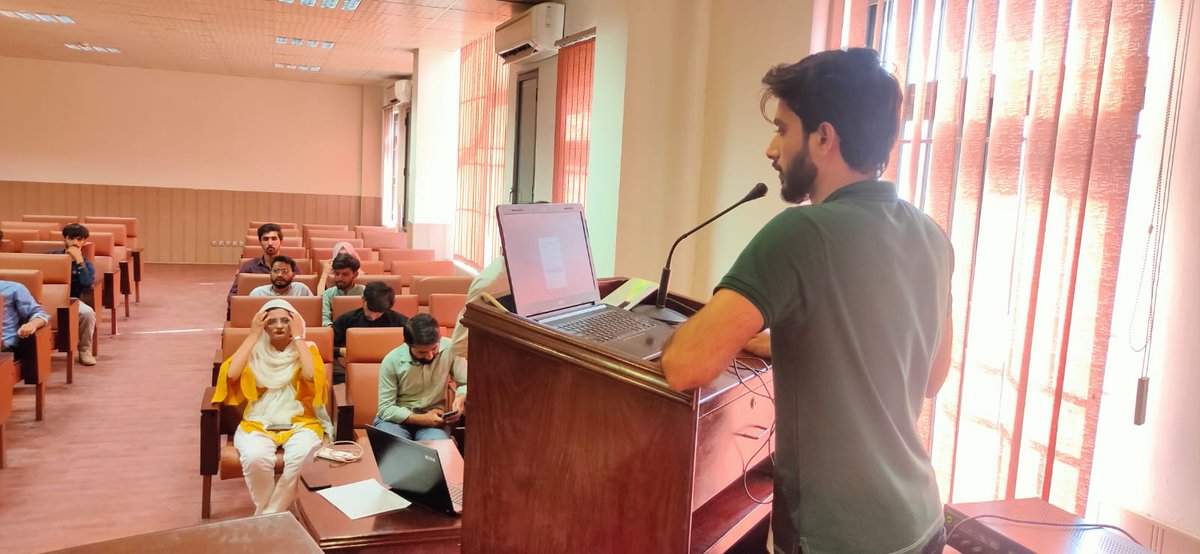 AridMediaClub's tweet photo. Another "Open Exclusive Session" is concluded as #Muhammad_Burhan (President and Graphic Designer), #Zia_ur_Rehamn (Head Graphic Designing Wing), https://t.co/OPhASPvKQB