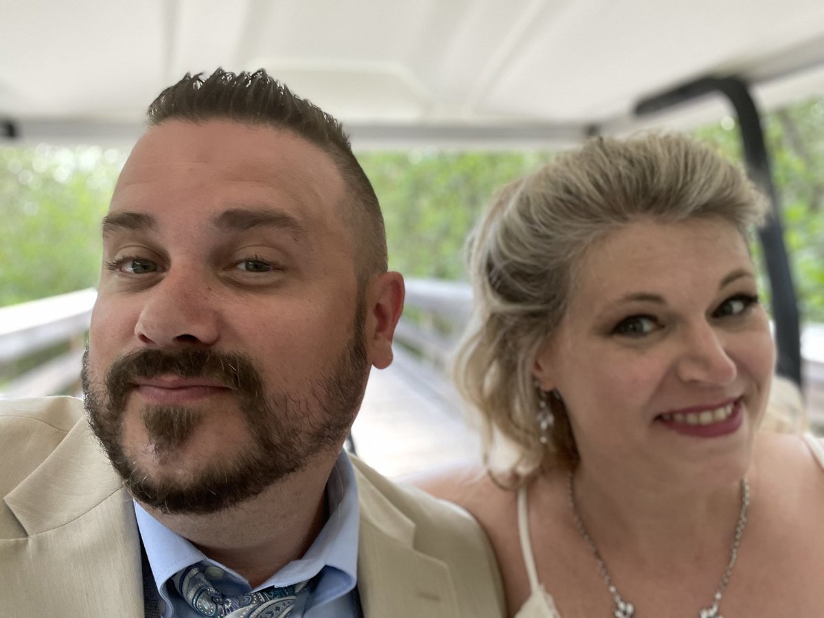to_all_ur_stars's tweet photo. Today we exchanged vows to each other on the beach. We are now officially Mr. & Mrs. Baldwin ππ₯ you are the love of my life and I cannot wait to spend the rest of my life with you. I love you so very much. XOXO #TCB4EVA #ToTheStars #aLasEstrellas π
#DogeFamilyWedding #DOGEFAM https://t.co/MhsiwS72bT