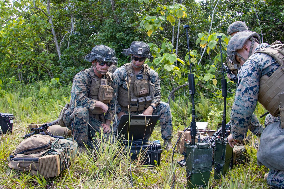 USMC's tweet photo. #Marines with @1st_Marine_Div conducted a High-Mobility Artillery Rocket System launch in support of exercise Valiant Shield 2022 in Palau, June 8. Participating units demonstrated their ability to achieve precise, lethal effects across the battlespace. #FreeAndOpenIndoPacific https://t.co/ABt1MWSBl3
