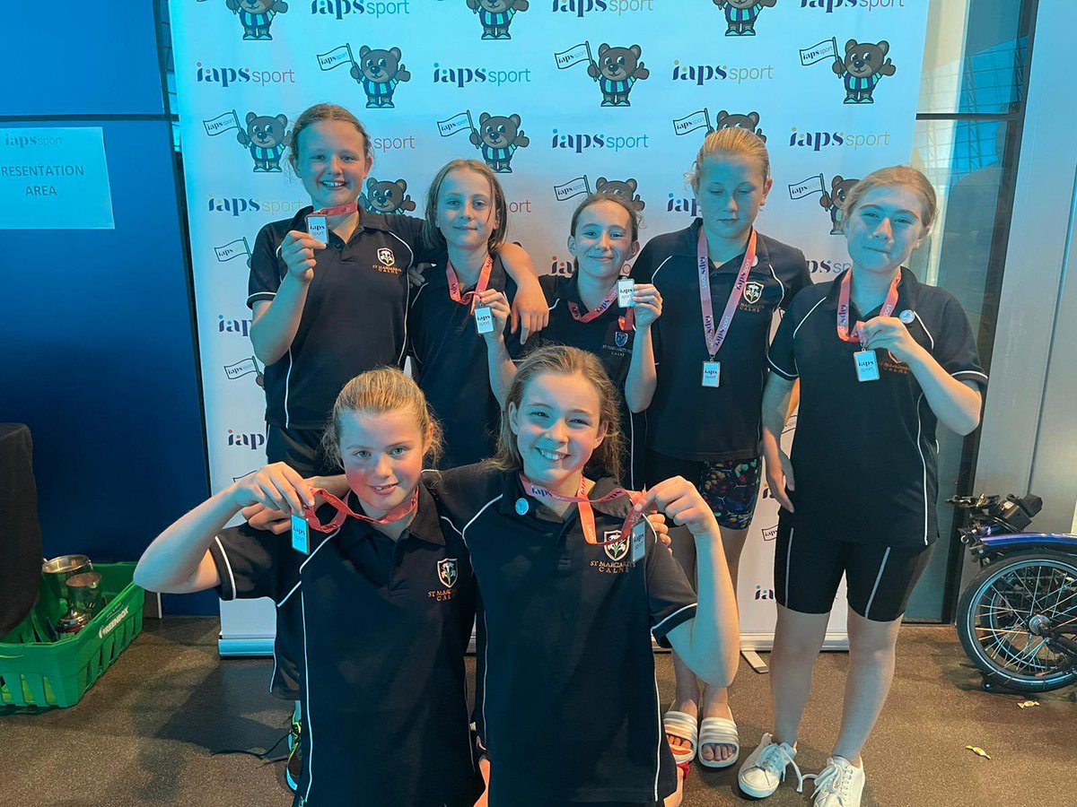 StMargs_Sport's tweet photo. It’s the turn of the girls this afternoon and they also win silver 🥈 for @StMargaretsPrep in the 8x25m relay. What an amazing team of swimmers we have! #StMargsSwimming #thisgirlcan https://t.co/48r9Eo0BxJ