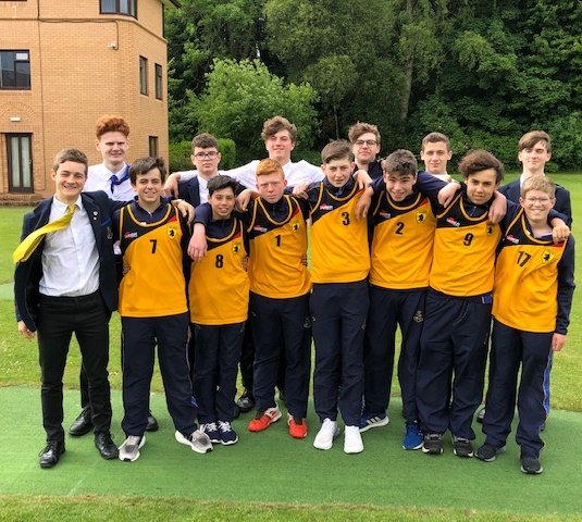 djbecosse's tweet photo. I great morning getting to know the new 2022-23 Third Form @FreelandHouse @StrathallanSchl Thanks to the House Authority #StrathValues #FreelandValues #RoleModels #GrowthMindset #StretchAndChallenge #KindnessIsASuperpower #HardWorkPaysOff 💛🌟🏴󠁧󠁢󠁳󠁣󠁴󠁿@SCISschools @BSAboarding @iapsuk https://t.co/xTHutNrkyB
