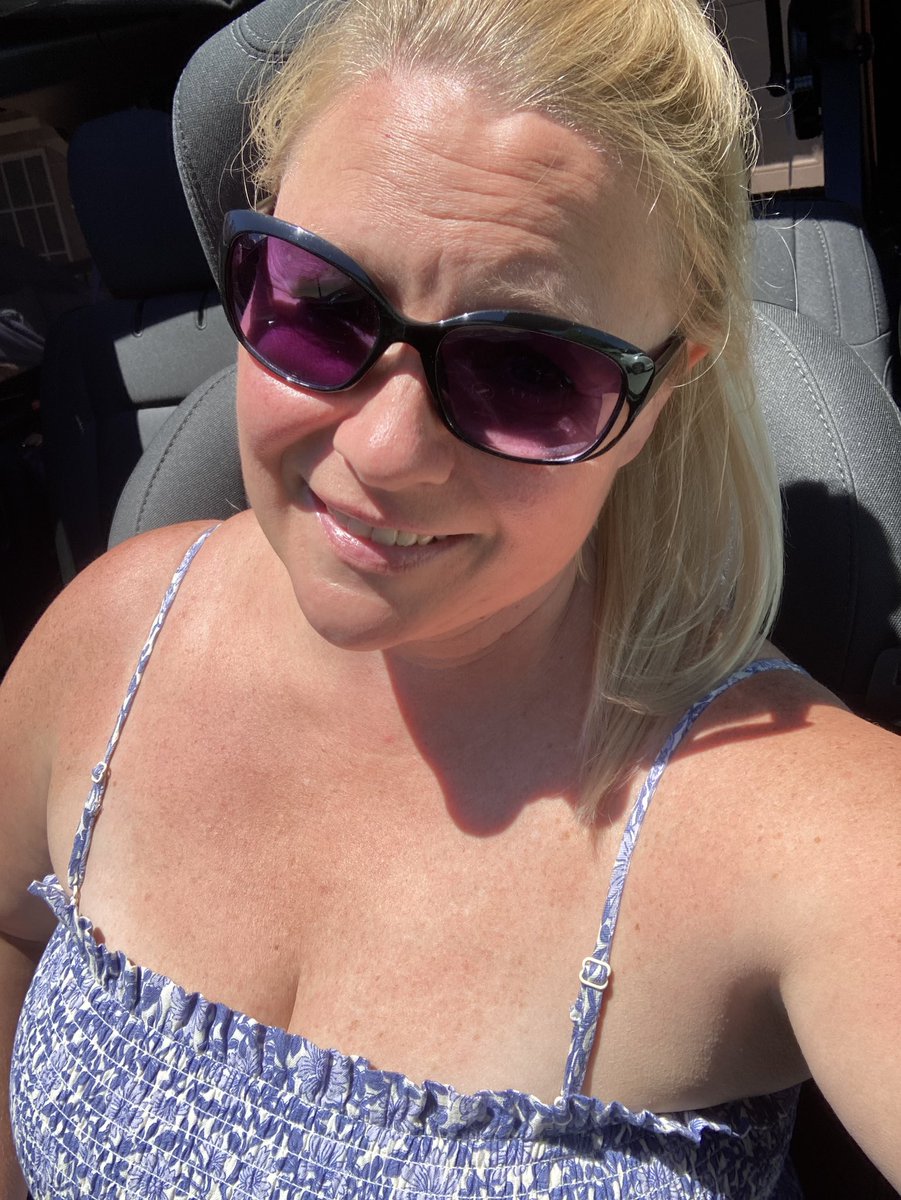 ETC_Squared's tweet photo. Loving the heat and soaking up the sun!! https://t.co/KxwonKtbPg
