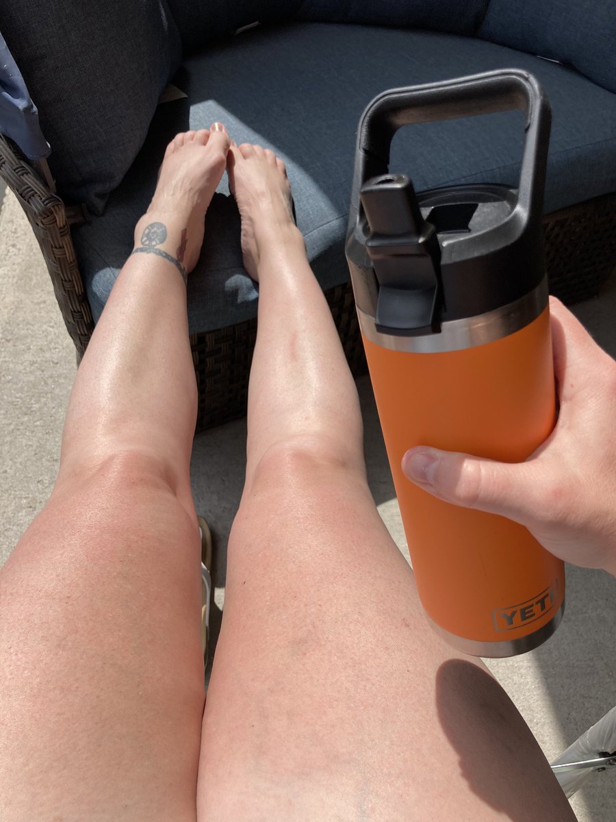 ETC_Squared's tweet photo. Loving the heat and soaking up the sun!! https://t.co/KxwonKtbPg