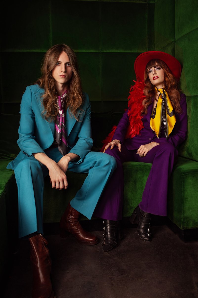 CDEheritage's tweet photo. 🇫🇷 Collaboration avec Louise Ebel, Felix Ramaën &amp; Studio Iconographia

🇬🇧 Collaboration with Louise Ebel, Felix Ramaën &amp; Studio Iconographia

#ChevalierDeon #JeSuisChevalierdeon #LuxuryScarf #MadeinFrance #Scarf #ScarfLover #Fashion #Fashionphotography https://t.co/Ipong5hoKY