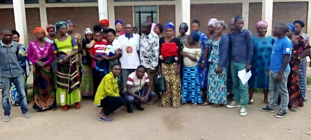 <a href="/afiamama/">AFIA MAMA RDC</a> tongo/ #rutshuru, une réunion de mise en place d'une équipe qui va dirigé l'organisation dans la chefferie de bwito. Objectif travail de bien être de la femme qui est une priorité <a href="/annytenga/">ANNY  T. MODI</a> <a href="/kwambatshingej/">Kwamba Tshingej Frédéric</a>