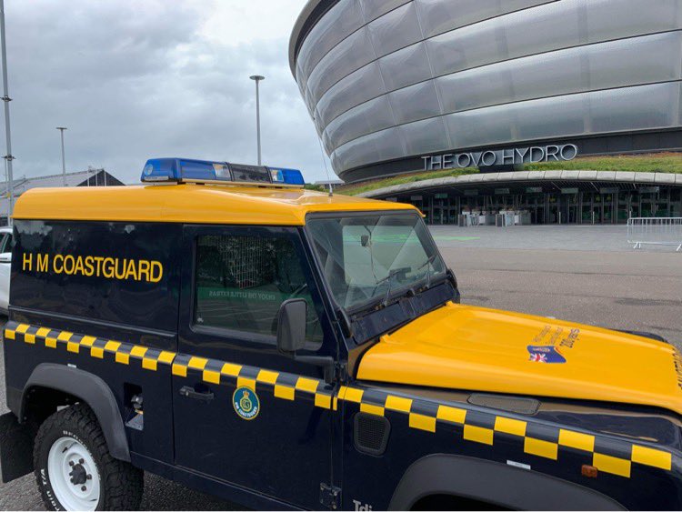 As part of HM Coastguard’s 200 year anniversary, the oldest rescue vehicle in the fleet (Landrover Defender) is touring as many stations and landmarks around the UK as possible 🇬🇧. 

Read story here: m.facebook.com/story.php?stor…