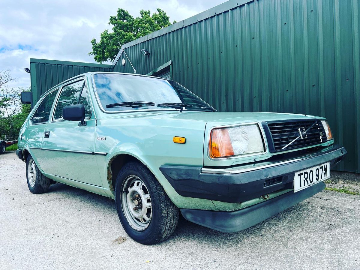 southerncarsuk1's tweet photo. Not my usual stock, but can’t resist low mileage, original, rare and a little bit of ‘80s cool..1981 Volvo 343 GL done 38,800 miles. Brilliantly original and a lot of rear wheel drive fun for £2,450.
#volvo #classicvolvo #80scars #rearwheeldrive #volvo343 #lowmileage #trcdoc https://t.co/ONRwypez0l