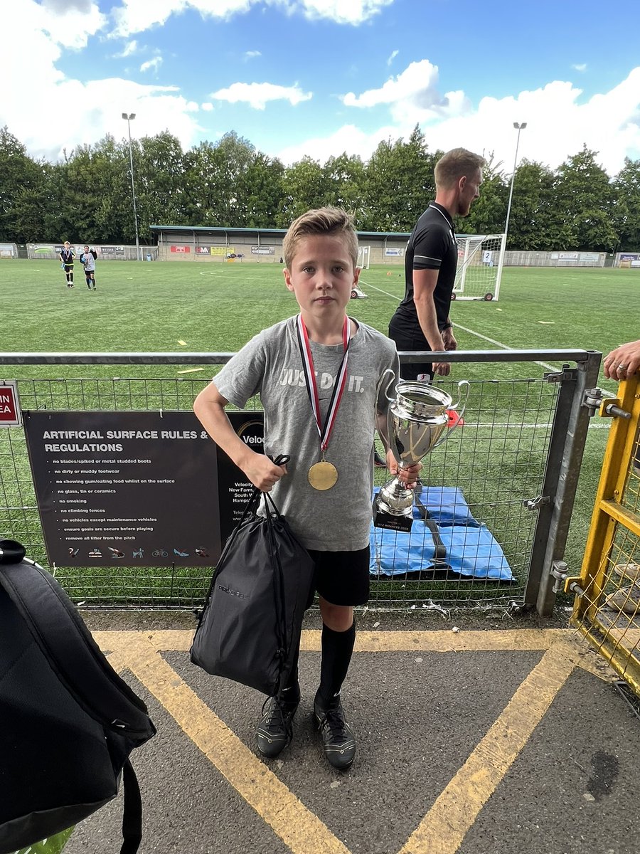 Dave stewart tweet media