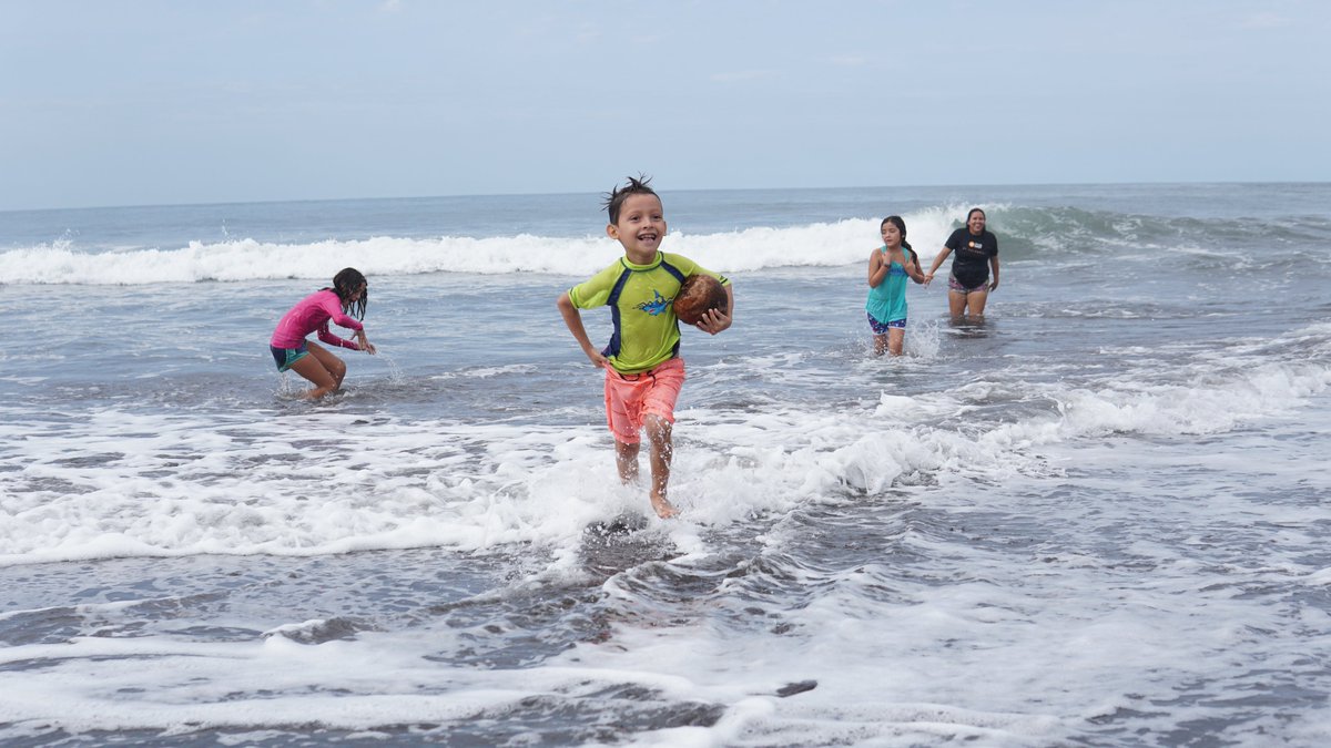 Hope House El Salvador tweet media