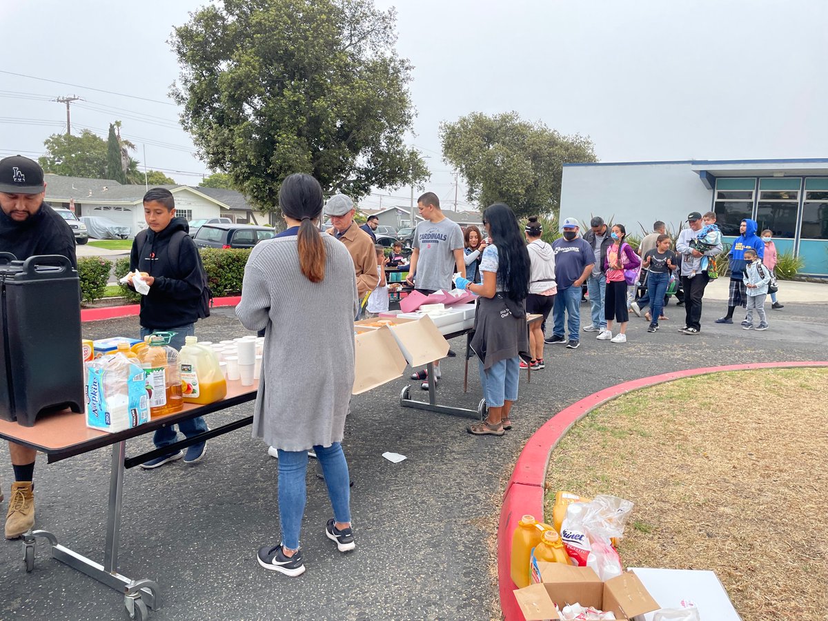 Rio Lindo PTA (@riolindopta) on Twitter photo #RioLindoDonutDate was a huge success! Thank you to all the wonderful grown-ups that our Rockets brought to recognize this month, and thank you to the teachers who volunteered to help serve! <a href="/RioLindoSchool/">Rio Lindo School</a> #rioschools #RioLindoDonutDate was a huge success! Thank you to all the wonderful grown-ups that our Rockets brought to recognize this month, and thank you to the teachers who volunteered to help serve! <a href="/RioLindoSchool/">Rio Lindo School</a> #rioschools
