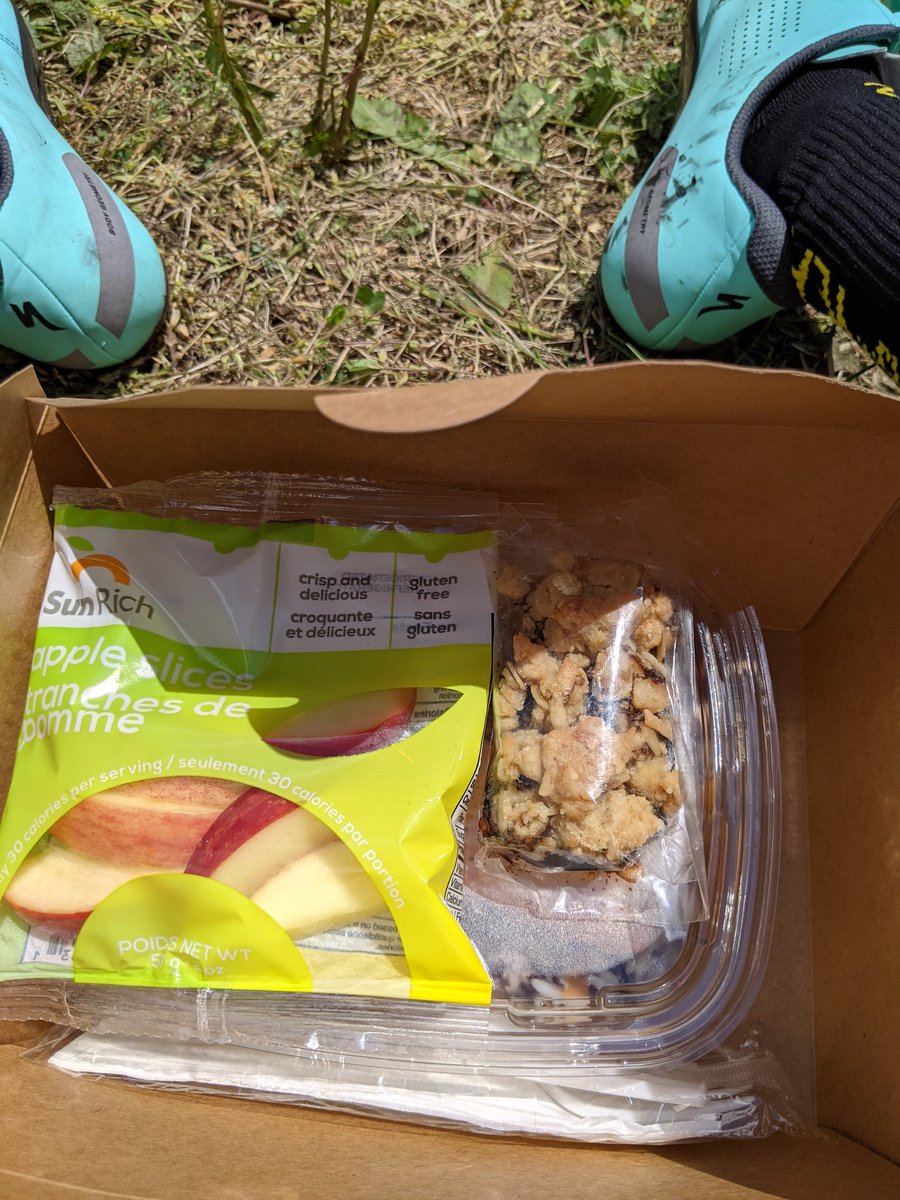 CarminaMurray's tweet image. Made it to lunch! 69k done. @theride2conquer #TheRide2Conquer