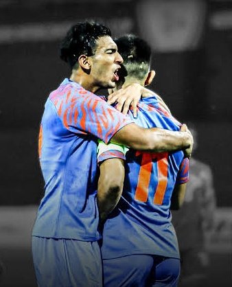 Sunil Chhetri and Sahal Abdul Samad.
The former carrying Indian team on his shoulders for so many matches and the latter starting to show his true potential in national colours.

Giving us today a victory to remember.

#IndianFootball #AsianQualifiers