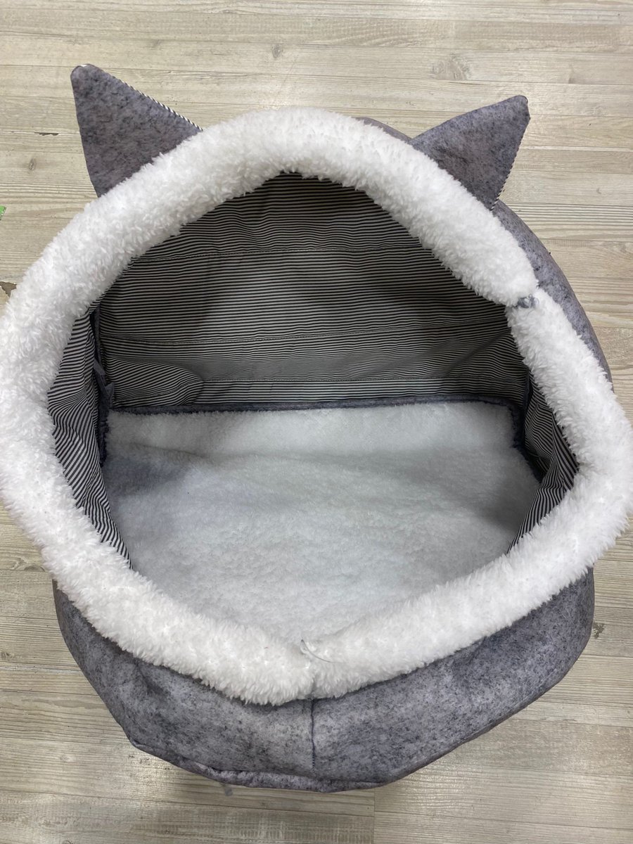 linkahome's tweet photo. Excited to share the latest addition to my #etsy shop: Cat Nest / Cat Bed https://t.co/po2NH2dRTQ #gray #housewarming #white #catbed #catnest #linka #linkahome https://t.co/yTvCstAnSe