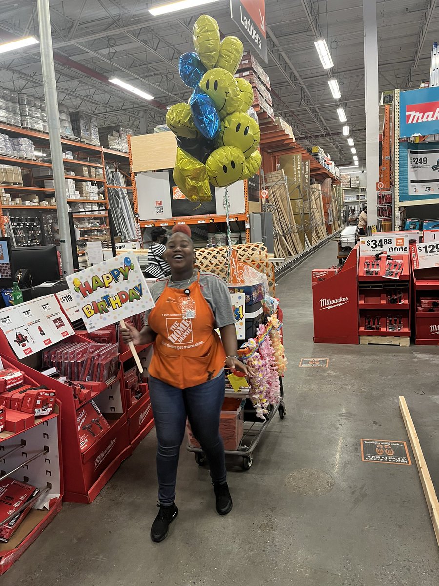 Alex Tiley tweet media