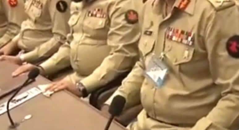 books.lover tweet media