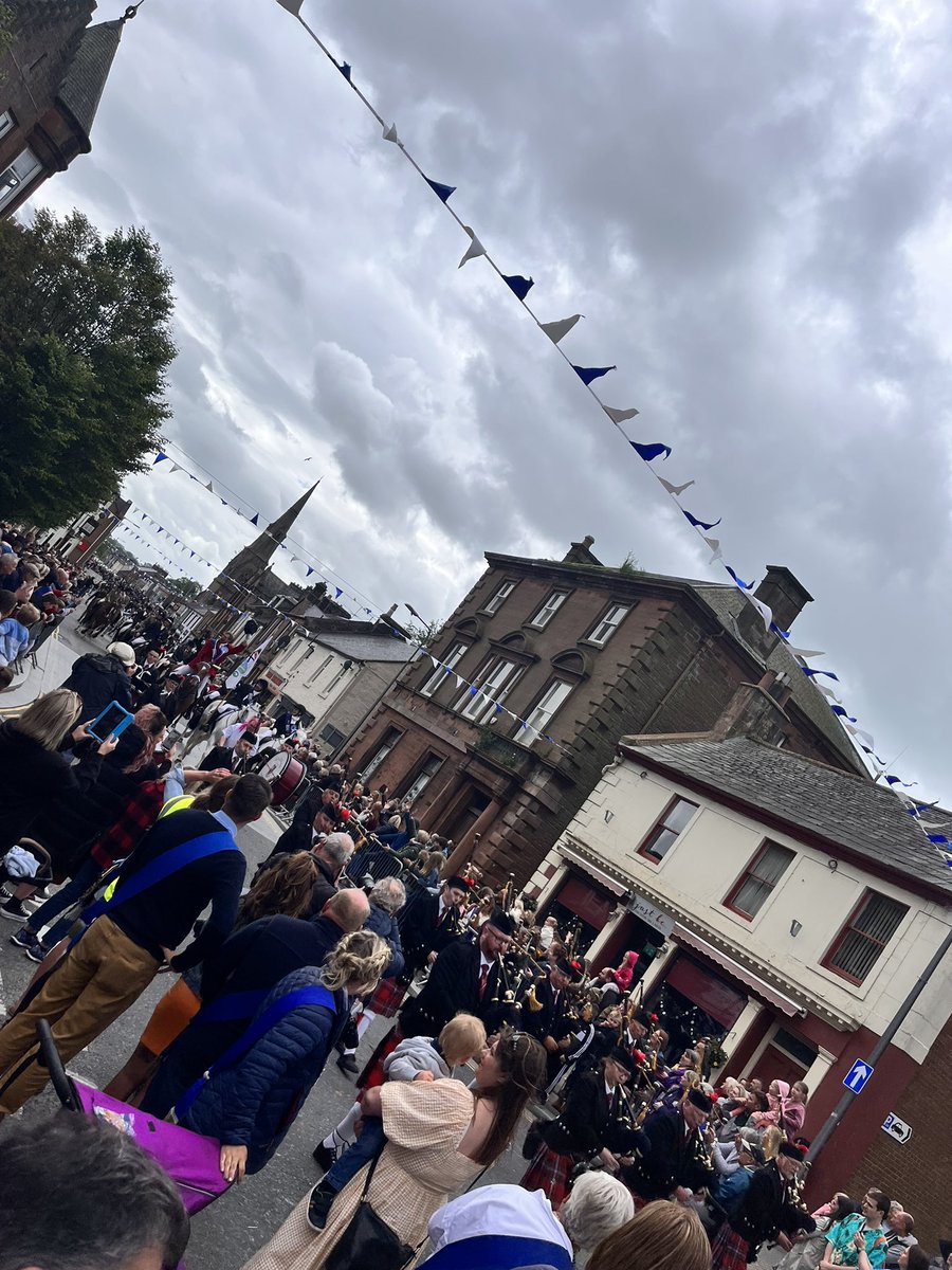 CllrGMacgregor's tweet photo. Fantastic to have Lockerbie Gala &amp; Riding of the Marches back. Amazing effort by all who work tirelessly to make this happen, the creativity and humour of the parade entrants &amp; the fantastic turnout of horses. Truly a joy to see 💙🤍💙🤍💙 #ForwardLockerbie https://t.co/2IXcj1Of6f