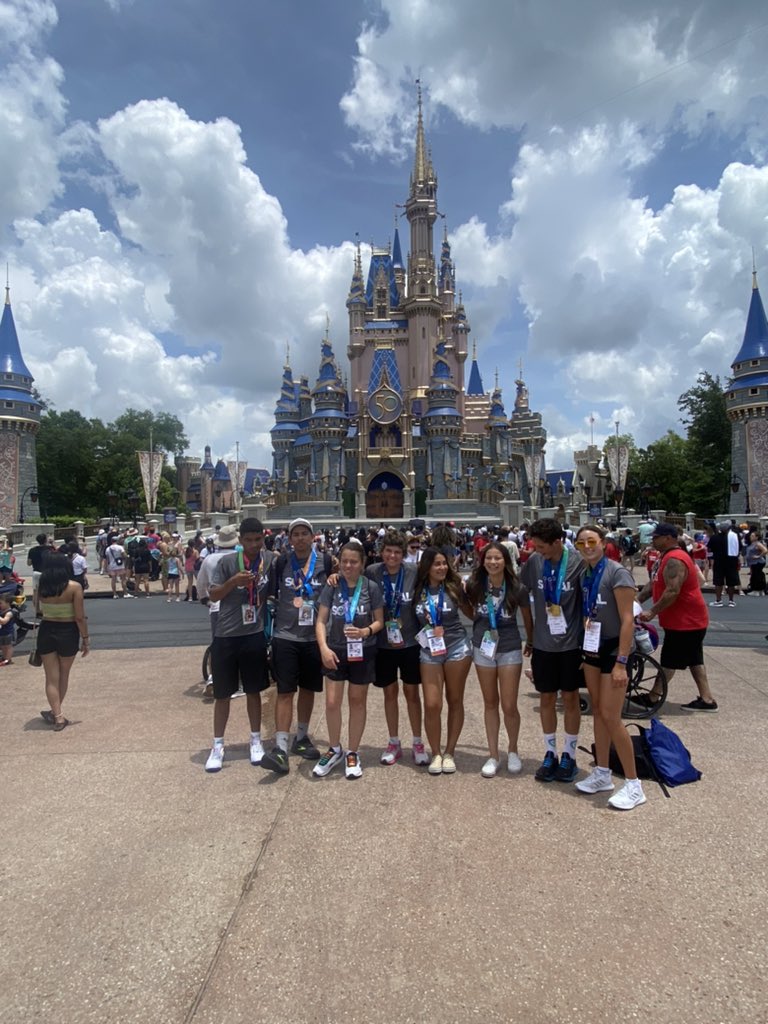 THHSUnified's tweet image. Is there a better way to end the @2022USAGames than Walt Disney World?? @SOSoCal @THHSAthletics @THHSMustangs @SVUSDSchools @TeenConnection5