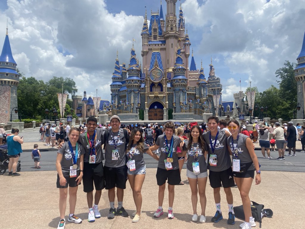 THHSUnified's tweet image. Is there a better way to end the @2022USAGames than Walt Disney World?? @SOSoCal @THHSAthletics @THHSMustangs @SVUSDSchools @TeenConnection5