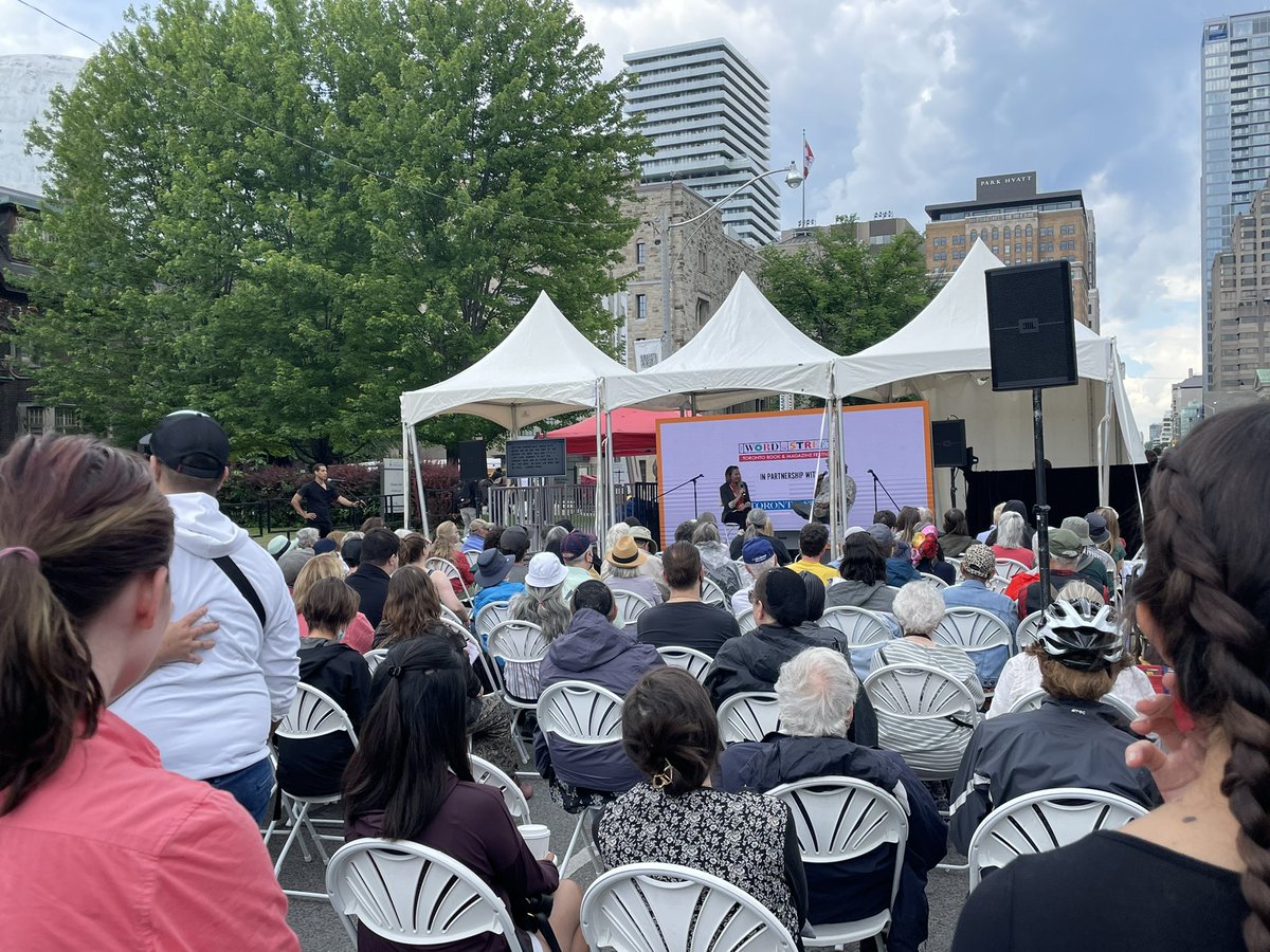 Standing room only at #wots2022 for @jessewente.