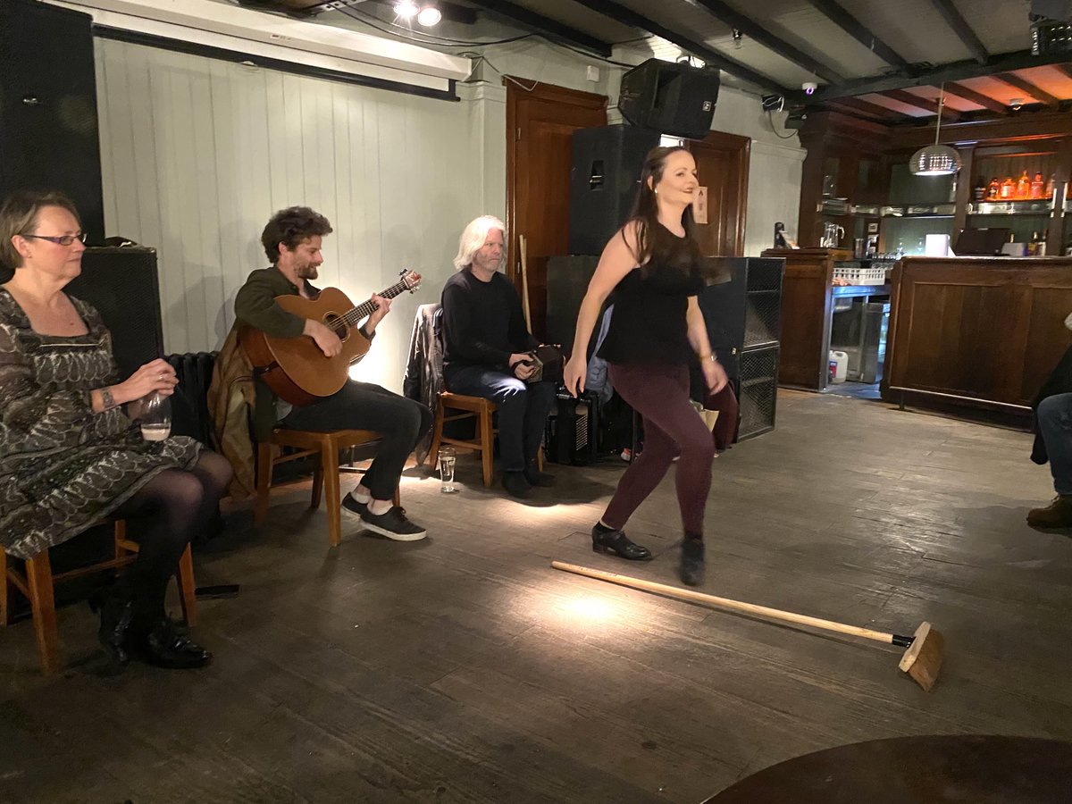 I  enjoyed the ⁦<a href="/TradTrailBel/">Belfast Trad Trail</a>⁩ tour that just ended ⁦<a href="/McHughsbar1711/">McHughs Bar Belfast</a>⁩ - after visits to Second Fiddle &amp; ⁦<a href="/OhYeahCentre/">Oh Yeah Music Centre</a> ⁩ Thanks for the music &amp; information Jason &amp; Joe - and Ciara &amp;colleague for the dancing! #belfastcityofmusic #belfast ⁦<a href="/ourbelfastmusic/">Belfast City of Music</a>⁩