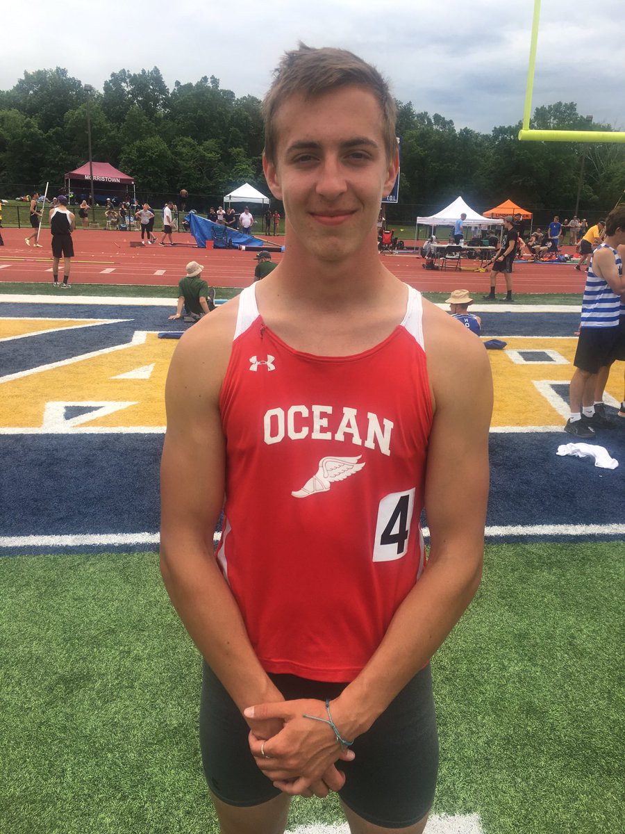 Alex Sadikov won the 400 meters at The Group 2 Championship Meet!  On to The Meet of Champions!