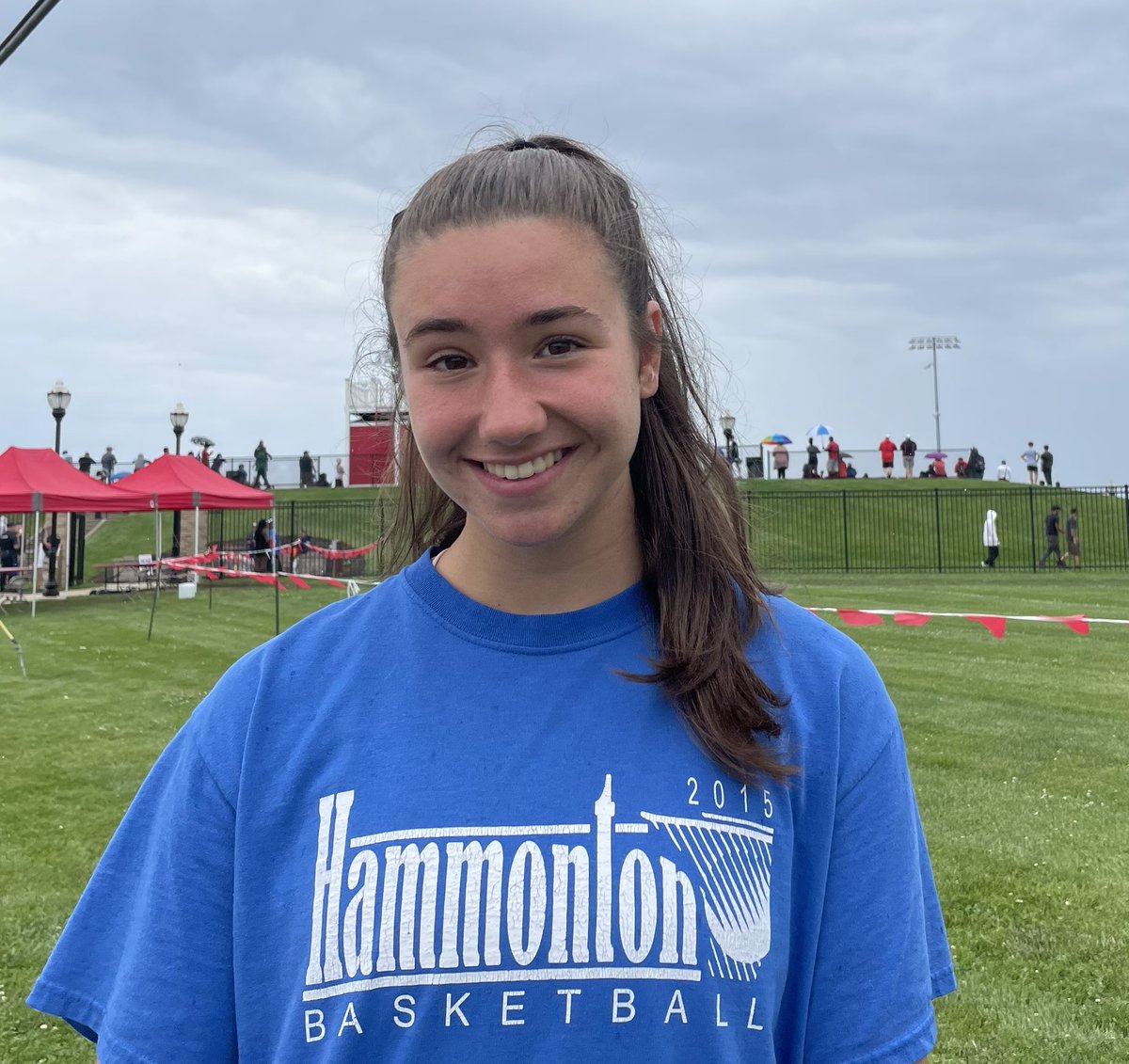 ACPressMulranen's tweet photo. Huge day for @HHSdevilsports! First Austin Hudak won a state title, now Emma Peretti placed second in discus to automatically qualify for the MOC. She will also compete in the shot put at  MOC. Connor Wright was third in the long jump and heads to the MOC. #HSLive https://t.co/Gfz2IjvC2r