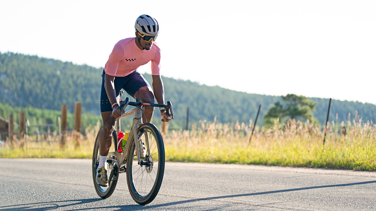 TrainingPeaks's tweet image. Here’s a refresher on why interval training is so important for achieving your best cycling performance.

ow.ly/EkIj50JsPBO