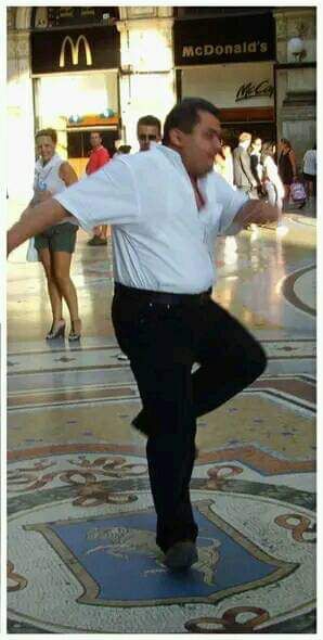 #حاسبوا_عمرو_مصطفي_كامل
بلاغ للنائب العام

ضد صاحب القناة الدينية المسيئة للاسلام

زمان كانت البرامج الدينيه اسمها العلم والإيمان ونور على نور

لكن دة قرر يسب الاديان عشان يلفت الانتباه ويبقي تريند 

نتمني نشوف رد من الازهر 
والجهات الرقابية ويبقي عبرة لاي حد يعمل كدة