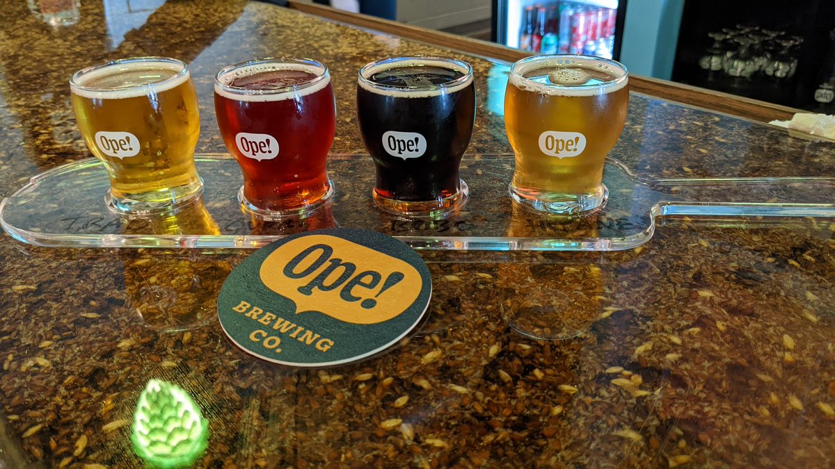 Ope, lemme just squeeze in at the bar here! #WIbeer