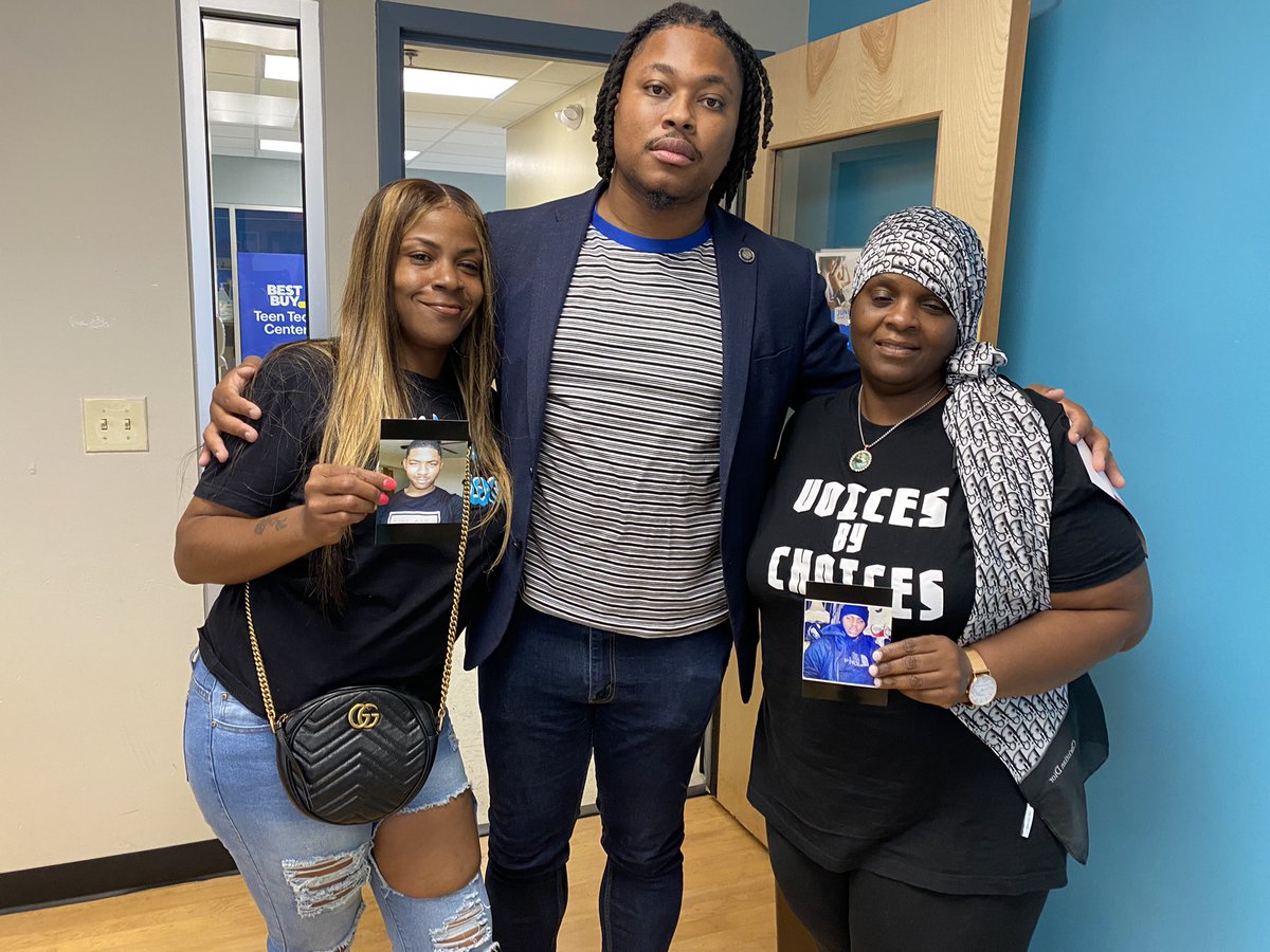 malcolmkenyatta's tweet photo. The record gun violence we’re seeing has to stop!

Today at the Columbia North @philaymca we gathered to LISTEN to young people, community members, and parents of those slain on solutions and supports they need in this moment. 

I’m grateful for their openness and courage. https://t.co/7AZokdy7Mj