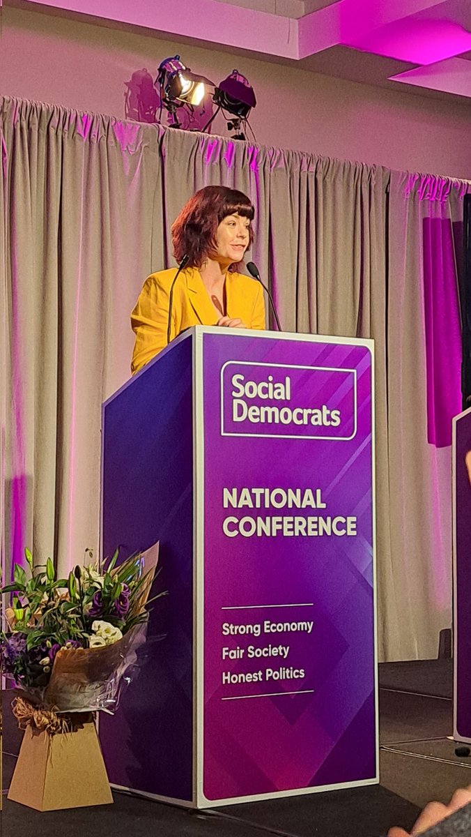 DaithiOSe's tweet image. Social Democrats Party Chair @sileharpist closes the #SocDems2022 National Conference. Well done everyone! @SocDems #DoingThingsDifferently