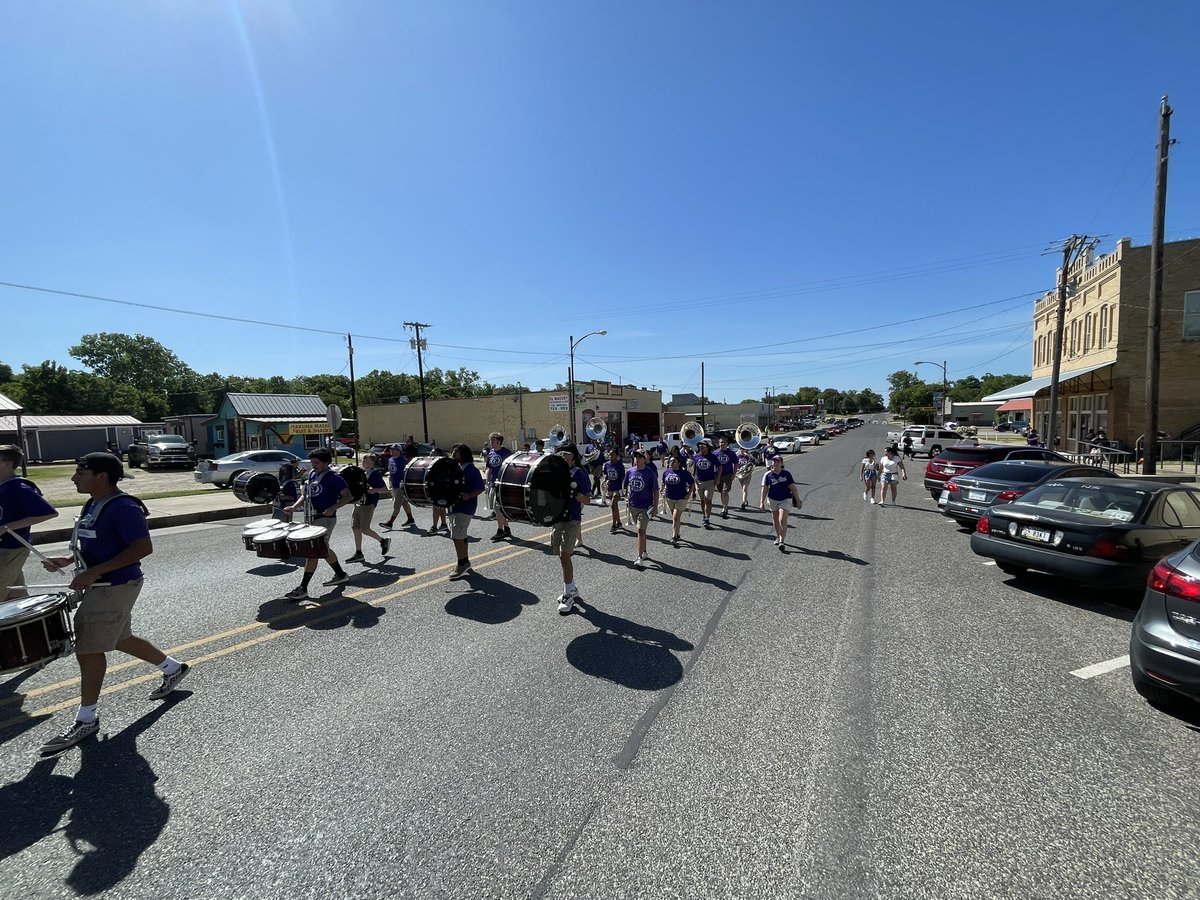 WildcatBandTX's tweet photo. Great job performing at the Juneteenth Parade Wildcat Band!!! The community enjoyed it!!! Give your all in every performance and everything you do.
GO WILDCAT BAND!!!!!🎶
#downtownElgin #visitelginTX #juneteenth #elginhistory #elginisd https://t.co/XJhb1mHjIi