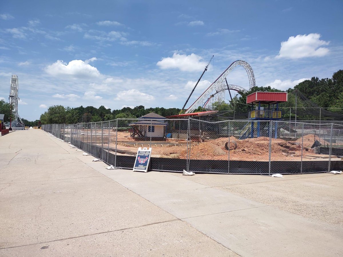 Park_Journey's tweet image. A ton of work going on today at @FunSpotAtlanta. Construction is roaring along! #FunSpotAtlanta